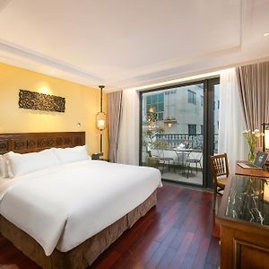 Executive Balcony Room